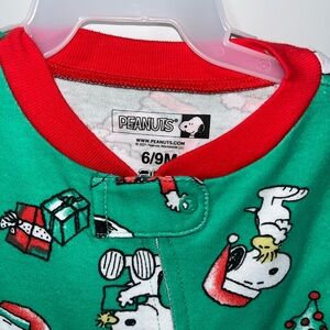 Peanuts Snoopy Christmas Footed Pajamas